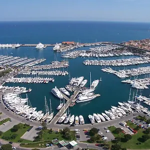 Cosy , Antibes France